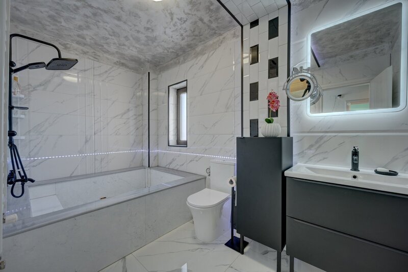 Berceni, Fluturilor, casa 5 camere, 155 mp total, lot 320 mp.